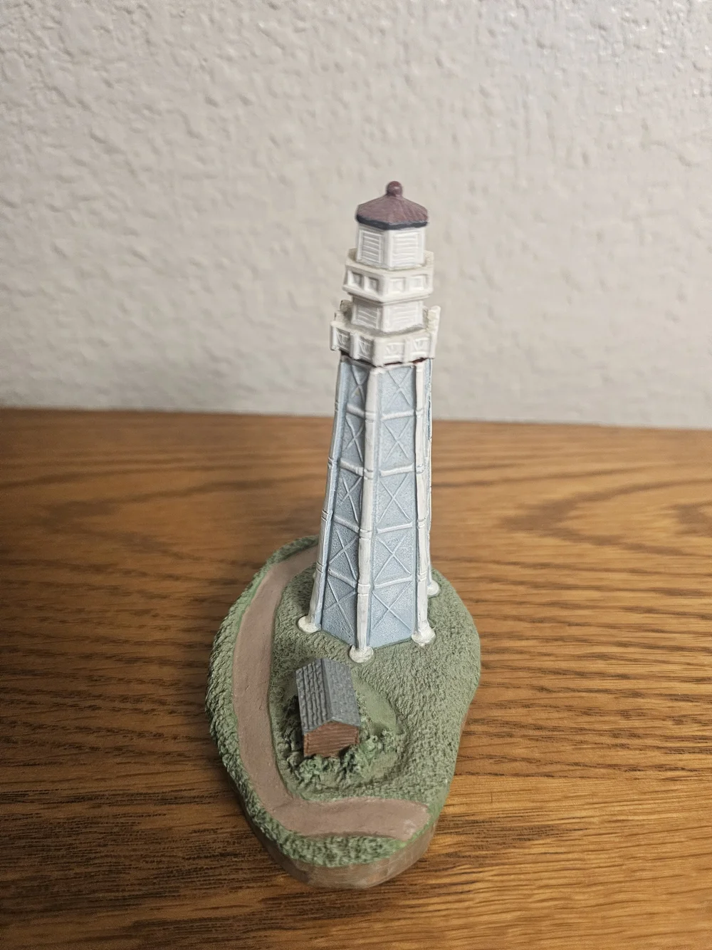 Spoontiques Old Hilton Head Light Lighthouse Figurine